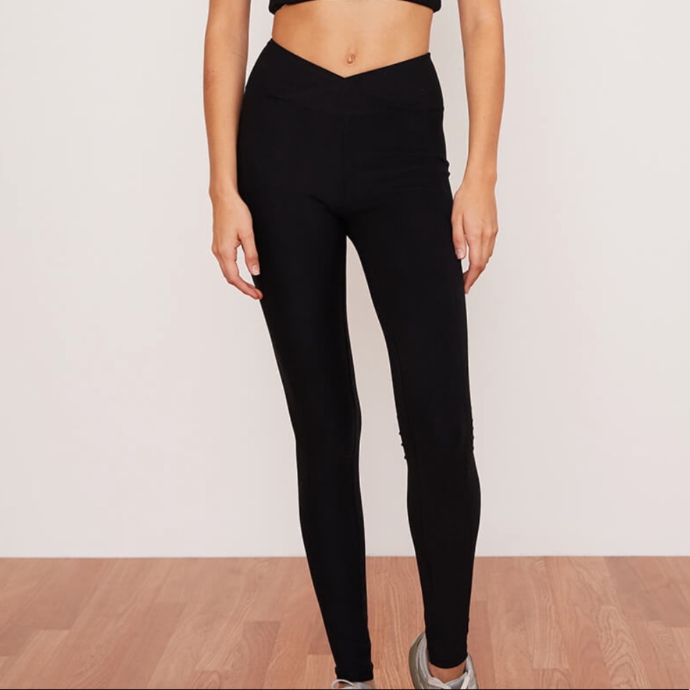 WOLVEN High Waist Crossover Pocket Legging in Black